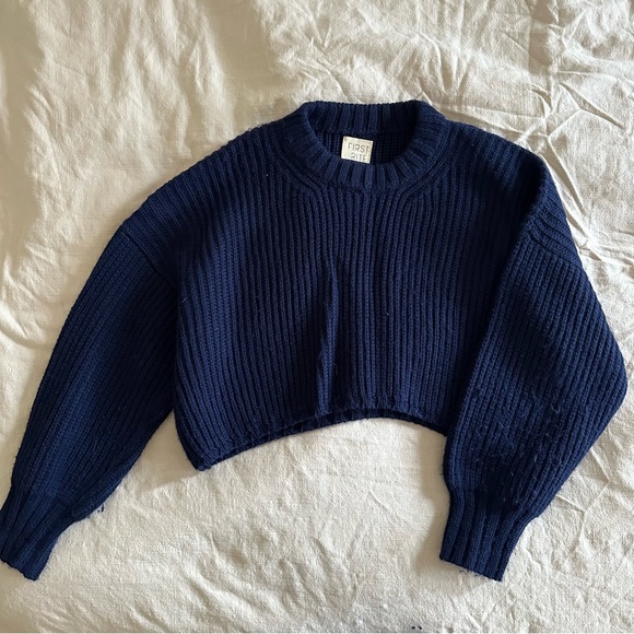 First Rite Cropped Crew Sweater - Picture 4 of 4